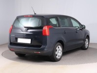 Peugeot 5008  1.6 HDi 