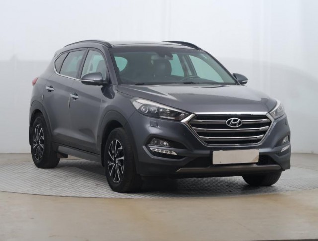 Hyundai Tucson  2.0 CRDi 