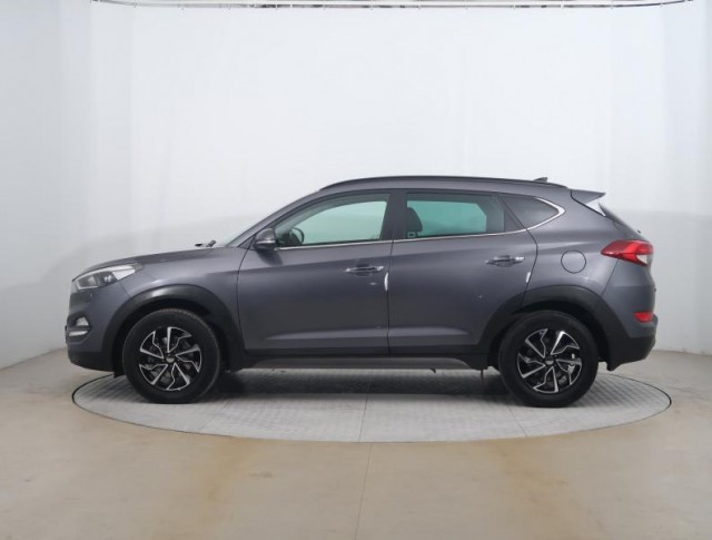 Hyundai Tucson  2.0 CRDi 
