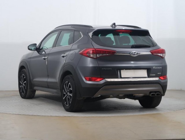 Hyundai Tucson  2.0 CRDi 