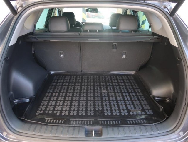 Hyundai Tucson  2.0 CRDi 