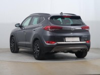 Hyundai Tucson  2.0 CRDi 