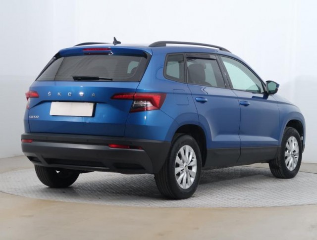 Škoda Karoq  1.0 TSI Ambition