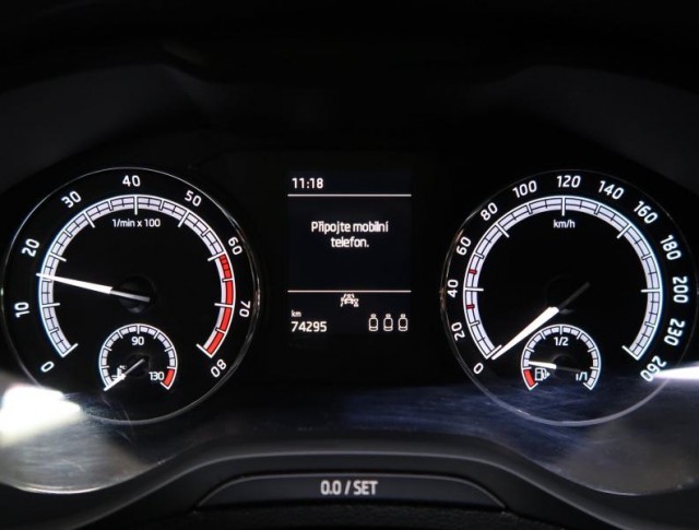 Škoda Karoq  1.0 TSI Ambition