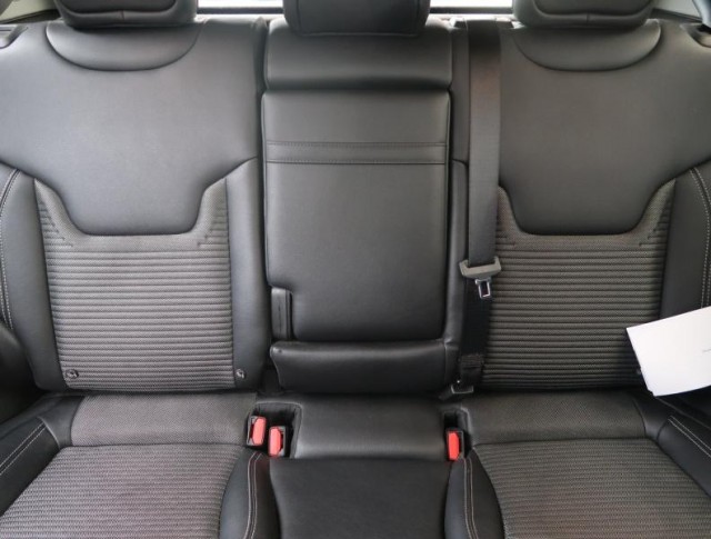 Jeep Compass  1.3 T-GDI 