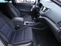 Hyundai Tucson  2.0 CRDi 