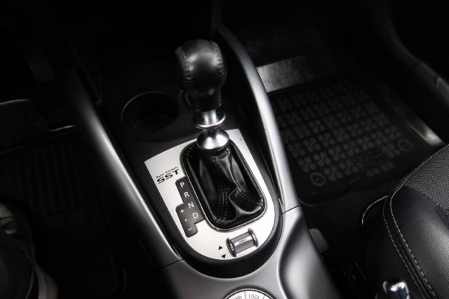 Mitsubishi Outlander  2.2 DI-D Instyle