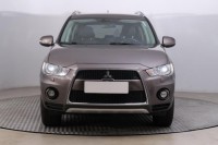 Mitsubishi Outlander  2.2 DI-D Instyle