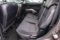 Mitsubishi Outlander  2.2 DI-D Instyle