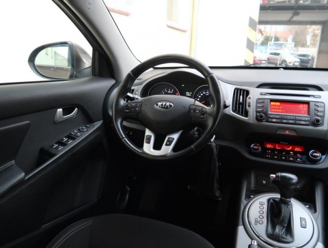 Kia Sportage  2.0 CRDi 