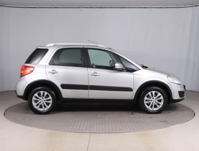 Suzuki SX4  1.6 VVT 
