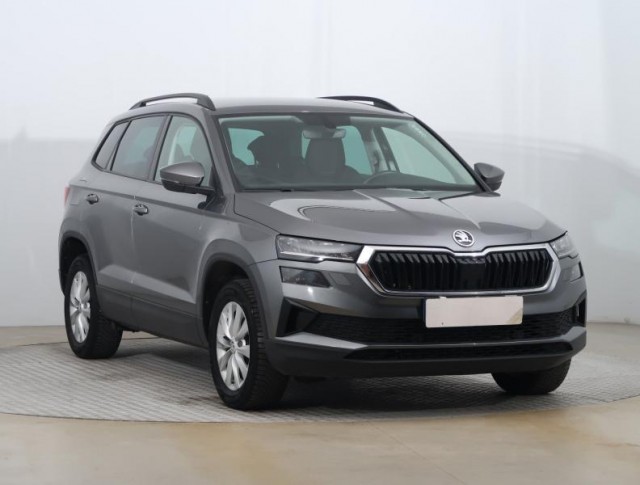 Škoda Karoq  1.5 TSI Fresh
