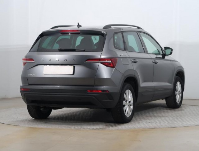 Škoda Karoq  1.5 TSI Fresh