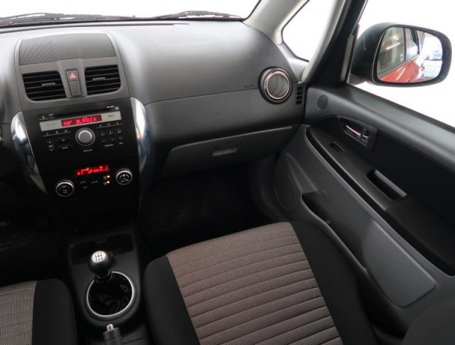 Suzuki SX4  1.6 VVT GLX