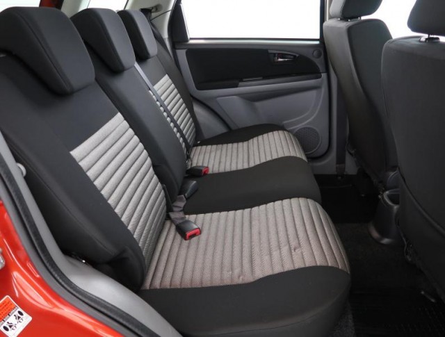 Suzuki SX4  1.6 VVT GLX