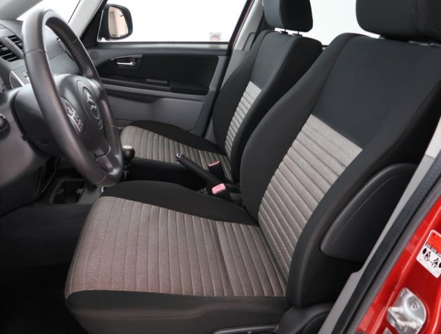 Suzuki SX4  1.6 VVT GLX