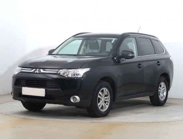 Mitsubishi Outlander  2.2 DI-D 