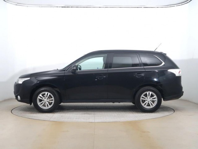 Mitsubishi Outlander  2.2 DI-D 