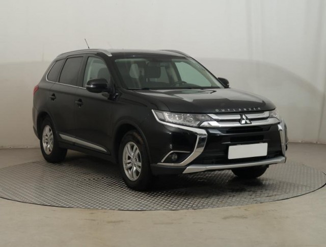 Mitsubishi Outlander  2.2 DI-D 