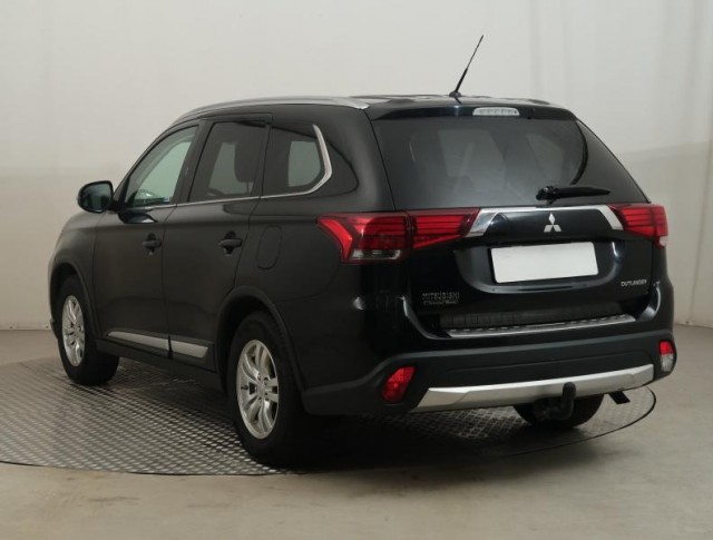 Mitsubishi Outlander  2.2 DI-D 