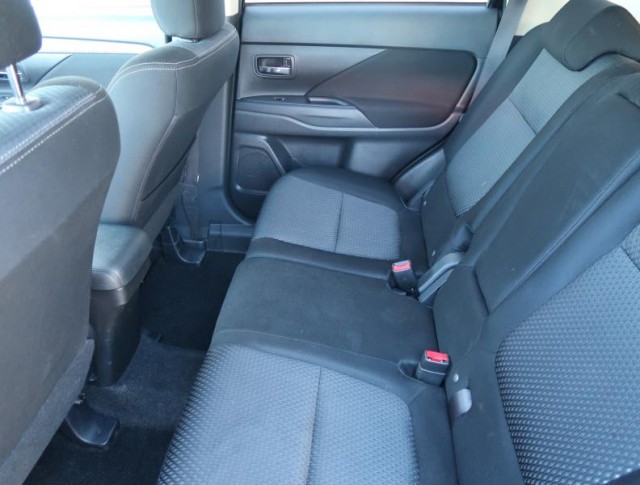 Mitsubishi Outlander  2.2 DI-D 