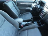 Mitsubishi Outlander  2.2 DI-D 