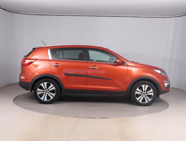 Kia Sportage  2.0 CRDi 