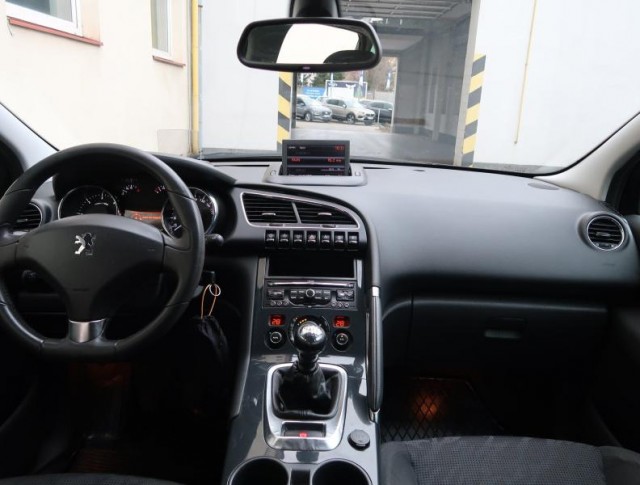 Peugeot 3008  2.0 HDi 