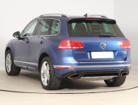 Volkswagen Touareg  3.0 TDI R-Line