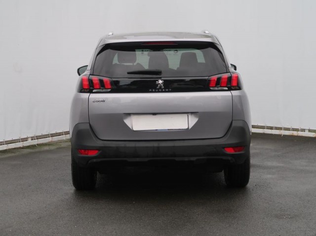 Peugeot 5008  1.6 BlueHDi 