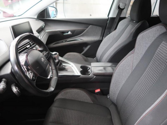 Peugeot 5008  1.6 BlueHDi 
