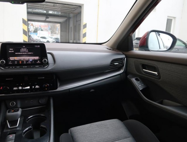 Nissan X-Trail  1.5 VC-T MHEV N-Connecta