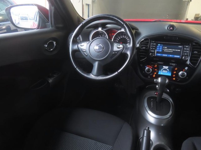 Nissan Juke  1.6 i 