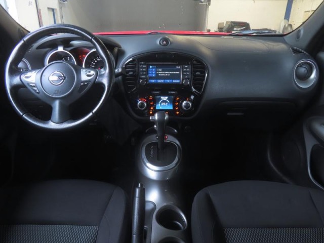 Nissan Juke  1.6 i 