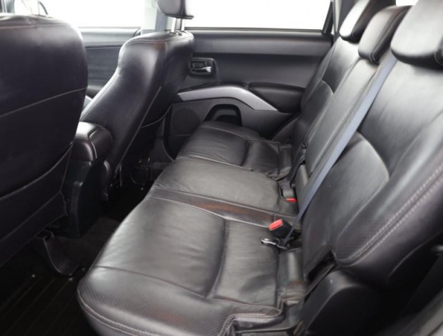 Peugeot 4007  2.2 HDI 