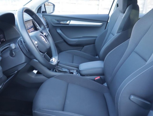 Škoda Karoq  1.5 TSI Fresh