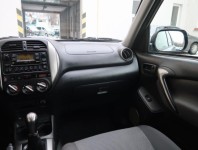 Toyota RAV 4  2.0 VVT-i 