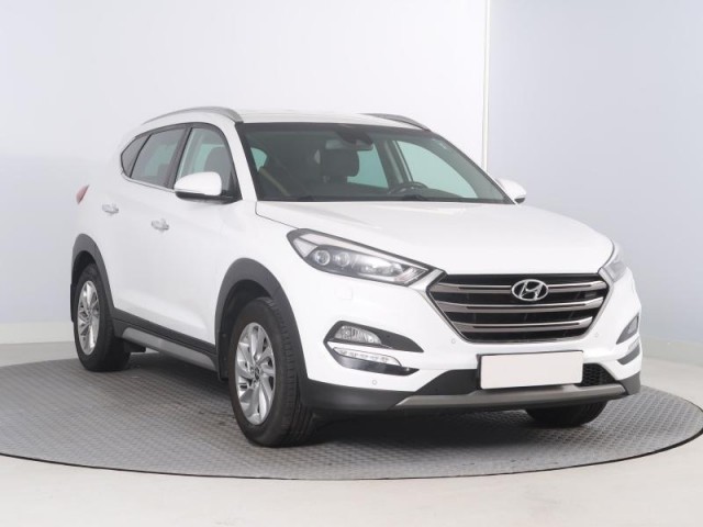 Hyundai Tucson  2.0 CRDi 