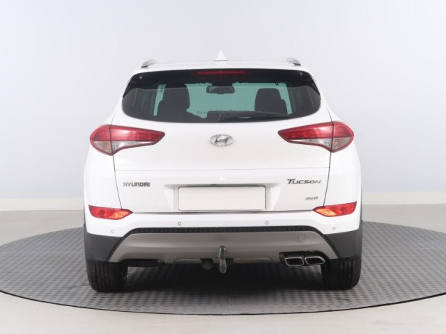 Hyundai Tucson  2.0 CRDi 
