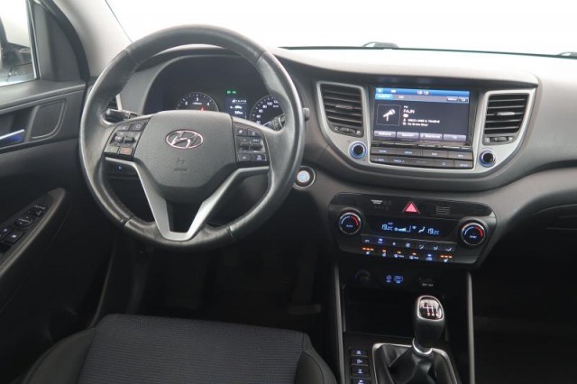 Hyundai Tucson  2.0 CRDi 