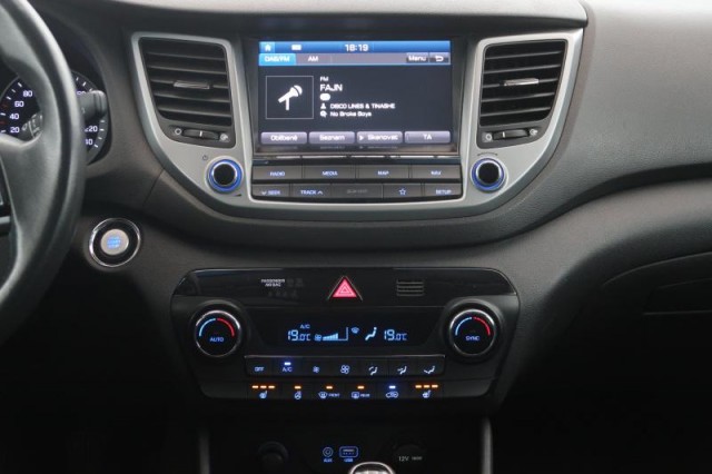 Hyundai Tucson  2.0 CRDi 