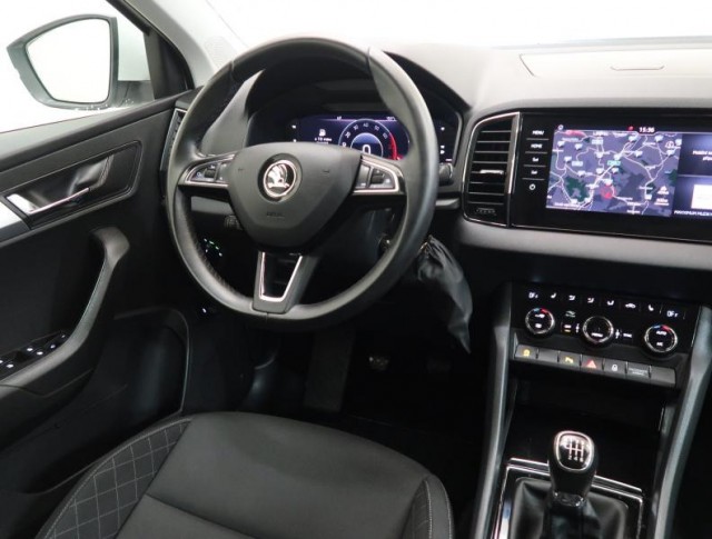 Škoda Karoq  1.5 TSI Ambition