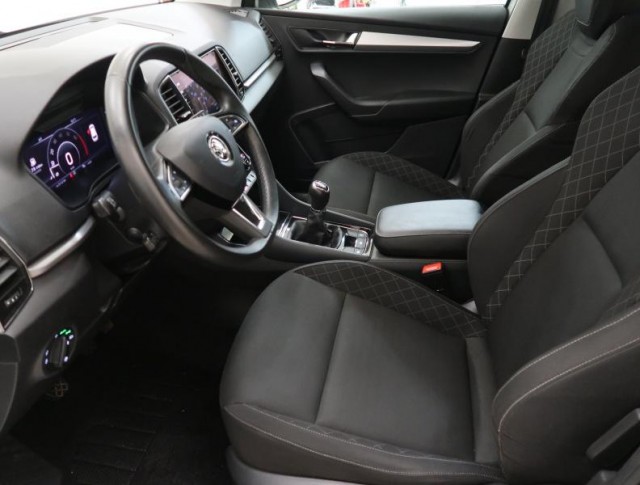 Škoda Karoq  1.5 TSI Ambition