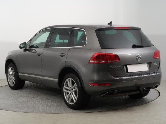Volkswagen Touareg  3.0 TDI 