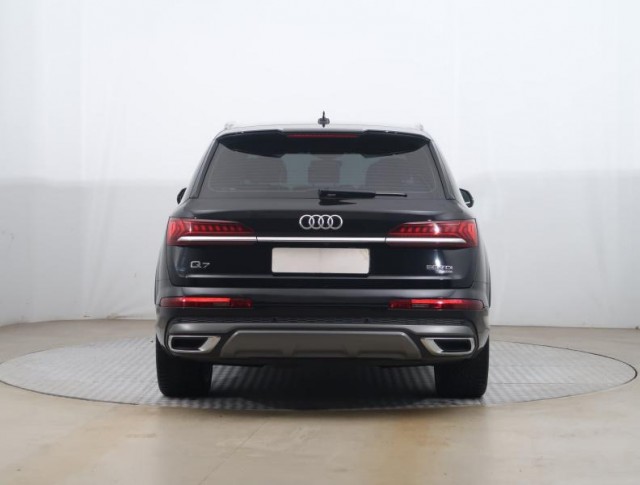Audi Q7  50 TDI S-Line