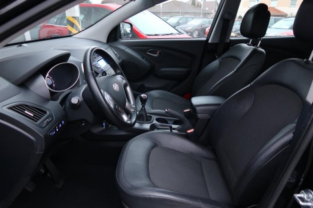 Hyundai ix35  1.7 CRDi Trikolor