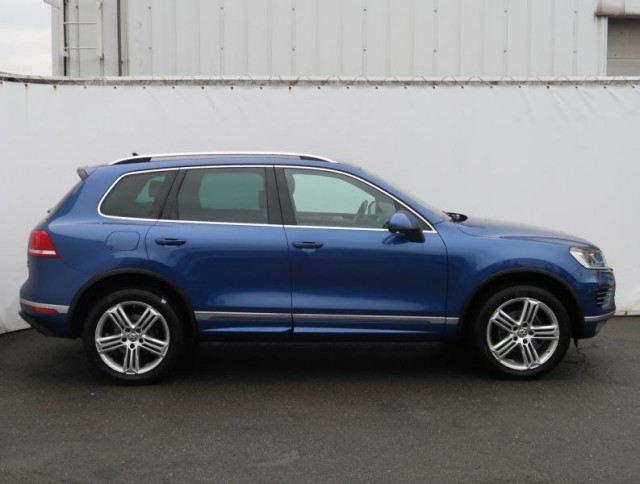 Volkswagen Touareg  3.0 TDI R-Line