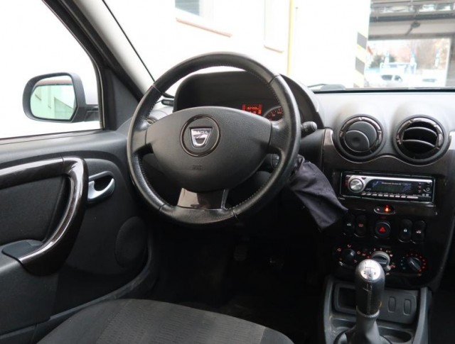 Dacia Duster  1.6 16V 