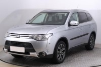 Mitsubishi Outlander  2.2 DI-D 