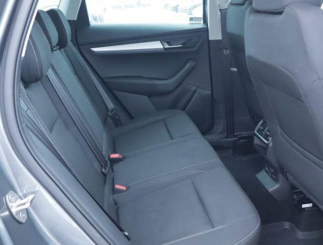 Škoda Karoq  1.5 TSI Fresh